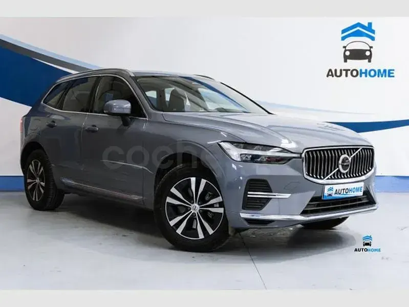 Usado Volvo XC60 Plus 351 CV (258 kW) 2024 Gris / plata SUV