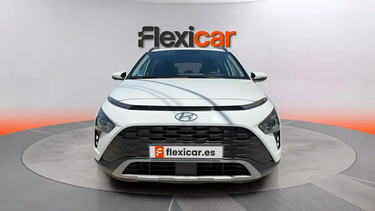 Usado Hyundai Bayon 101 CV (74 kW) 2023 Blanco SUV