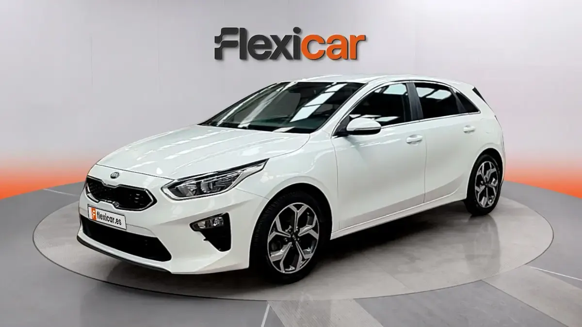 Usado Kia Ceed 115 CV (84 kW) 2018 Blanco Utilitario