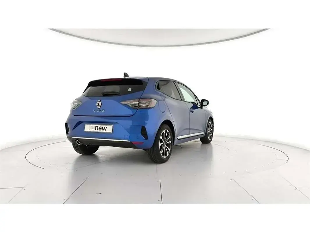 Usado Renault Clio Techno 101 CV (74 kW) 2025 Azul Utilitario