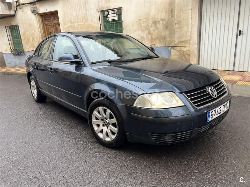 Azul Usado 2005 VW Passat Edition Berlina | 3000 € (Super precio) - Imagen 1/4