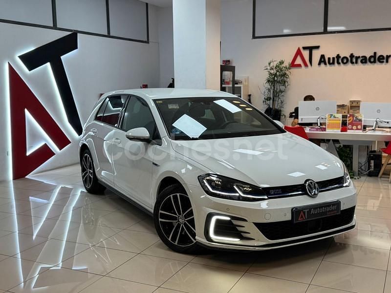 Usado VW Golf VII GTE 204 CV (150 kW) 2018 Blanco Berlina