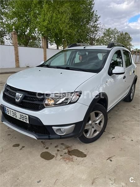 Usado Dacia Sandero Stepway 90 CV (66 kW) 2014 Blanco Berlina
