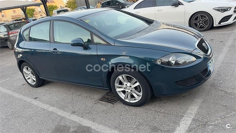 Azul Usado 2006 Seat Leon Sport Berlina | 3895 € (Buen precio) - Imagen 1/4