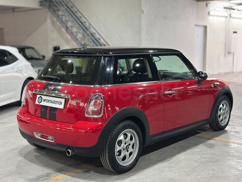 Usado Mini ONE 98 CV (72 kW) 2012 Rojo Utilitario