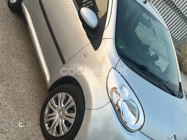 Gris / plata Usado 2006 Citroën C1 Utilitario | 2000 € (Buen precio) - Imagen 1/3