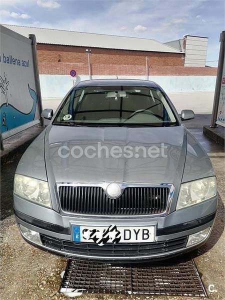 Azul Usado 2006 Skoda Octavia Elegance Berlina | 2995 € (Precio justo) - Imagen 1/2