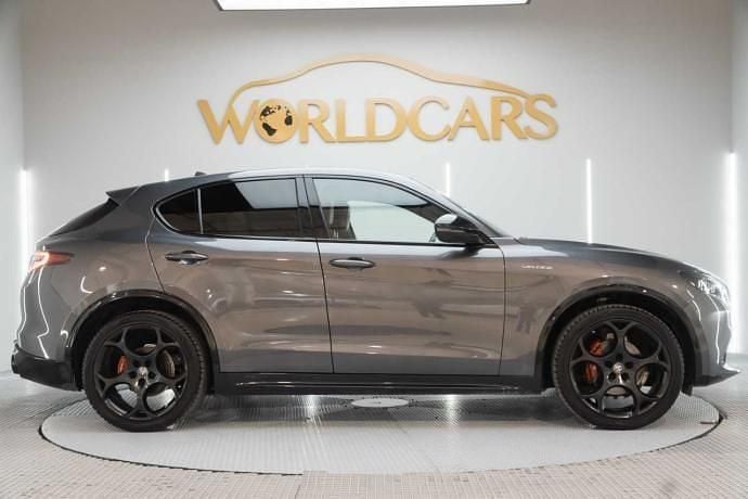 Usado Alfa Romeo Stelvio Veloce 210 CV (154 kW) 2023 SUV