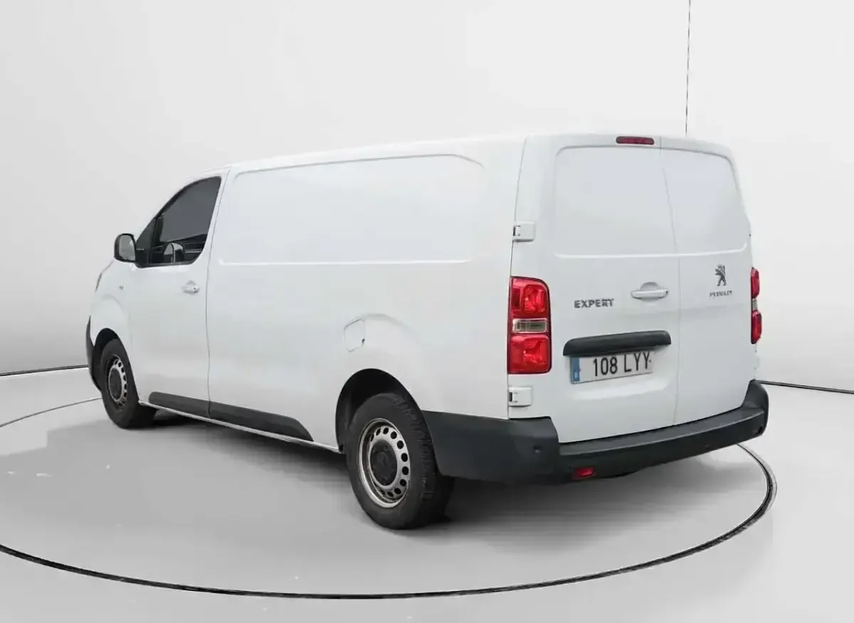 Begagnad Peugeot Expert Premium 102 HK (75 kW) 2022 Vit Van