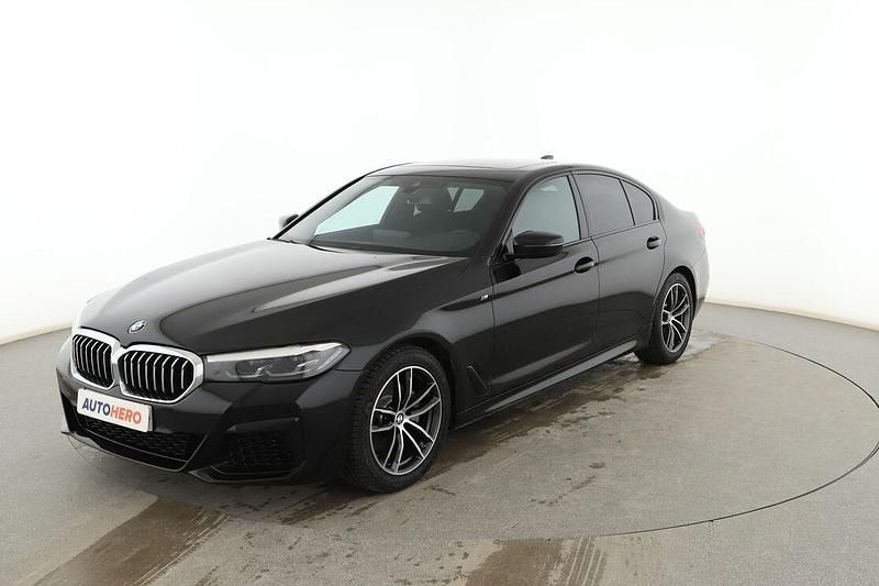 Usado BMW 520 M Sport 201 CV (147 kW) 2022 Negro Berlina