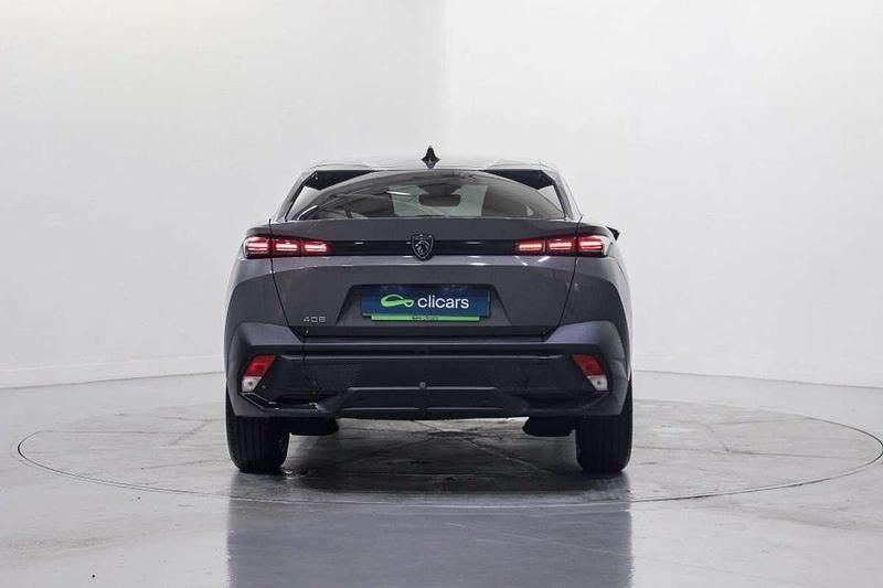 Usado Peugeot 408 Allure 136 CV (100 kW) 2025 Gris SUV