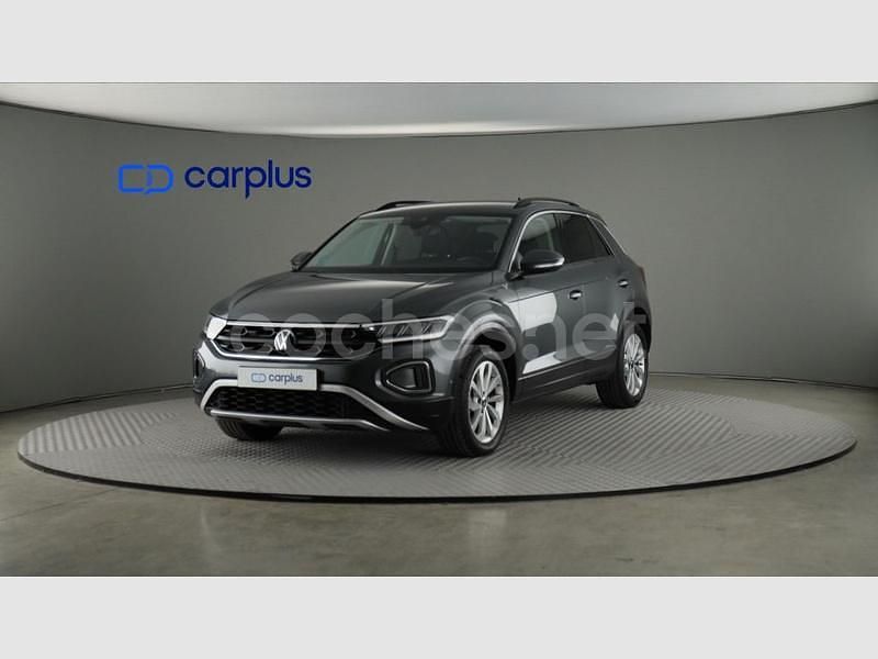 Gris indy (metalizado) Usado 2022 VW T-Roc Life SUV | 20.990 € (Caro) - Imagen 1/4