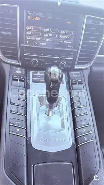 Usado Porsche Panamera 299 CV (219 kW) 2011 Negro Utilitario