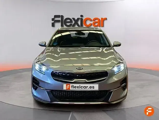 Usado Kia XCeed 141 CV (103 kW) 2021 Gris SUV