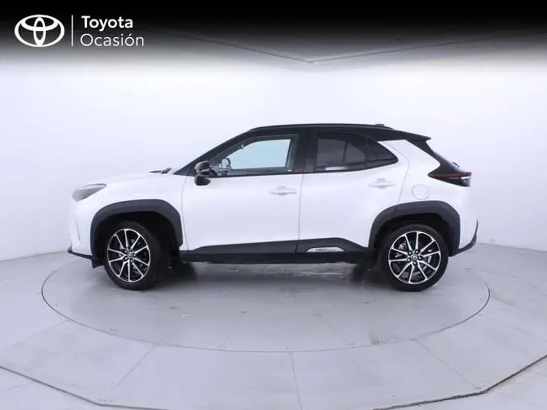 Używany Toyota Yaris Cross Sport 132 KM (97 kW) 2024 Biały SUV