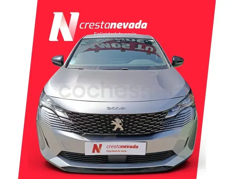 Usado Peugeot 3008 Allure 130 CV (95 kW) 2024 Gris / plata SUV