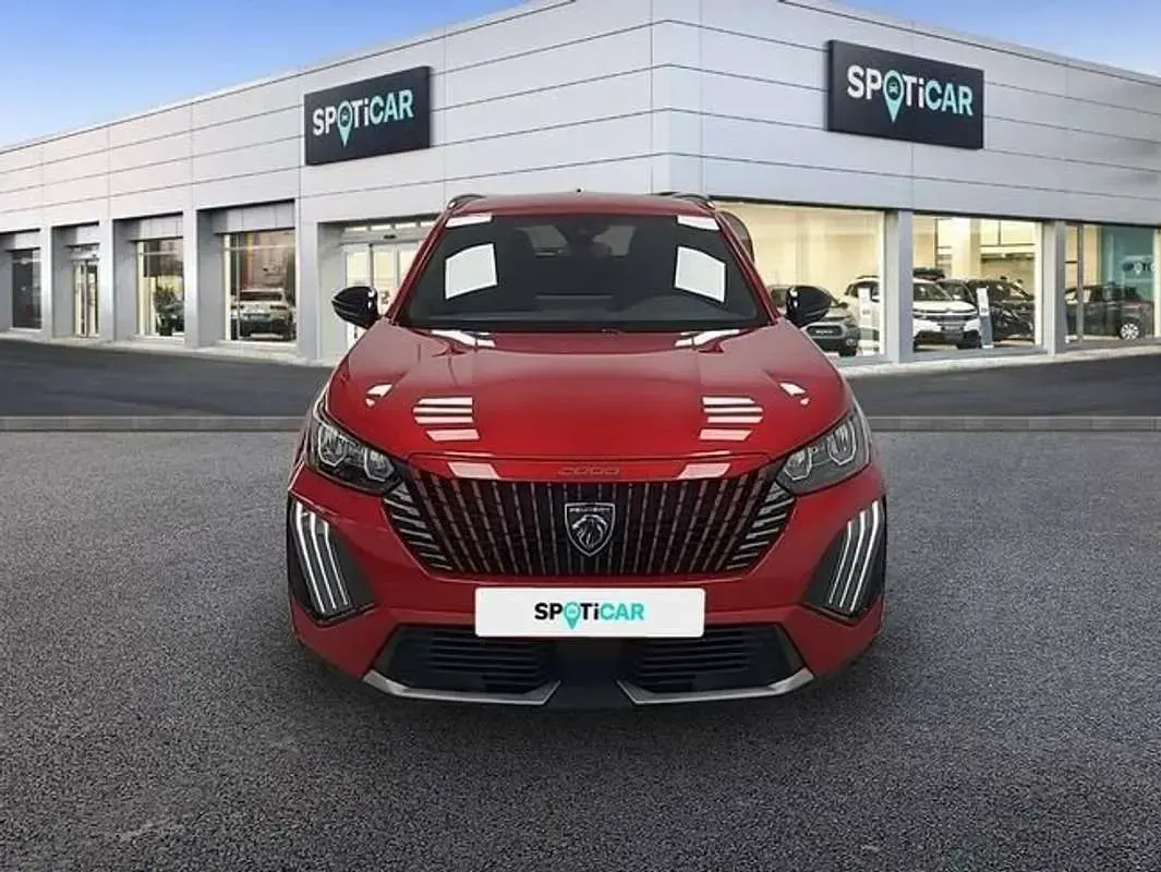 Usado Peugeot 2008 Allure 101 CV (74 kW) 2025 Rojo SUV