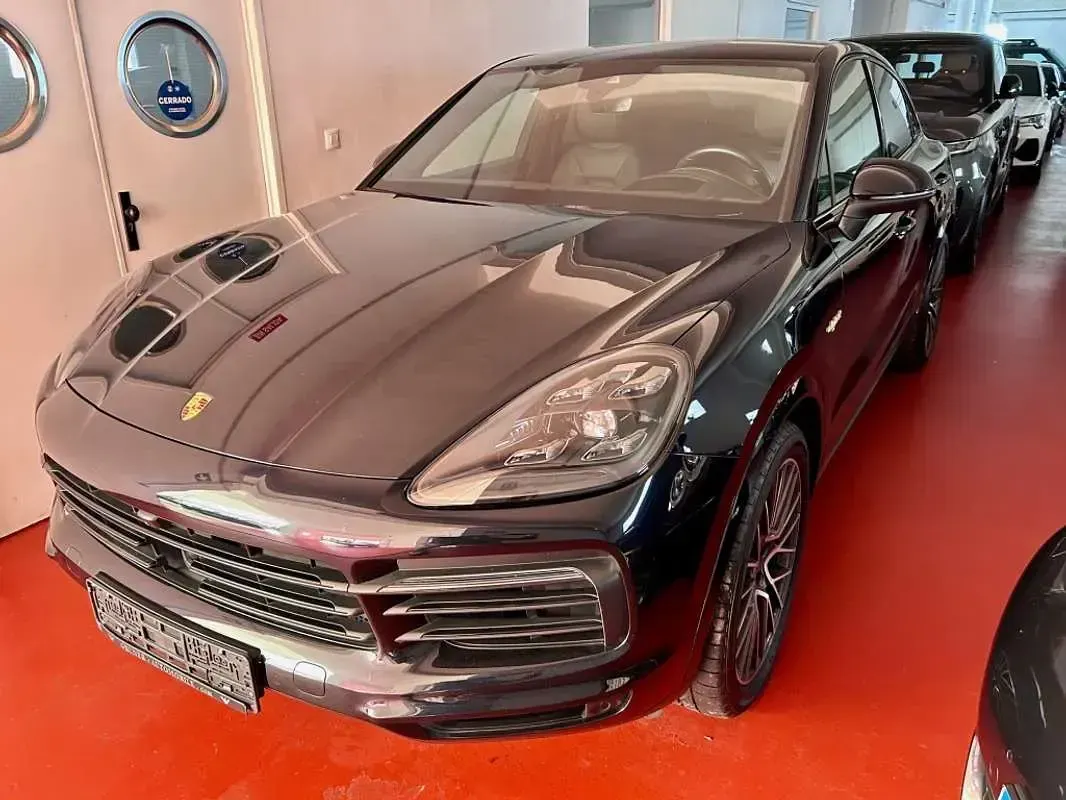 Usado Porsche Cayenne 462 CV (339 kW) 2022 Negro SUV
