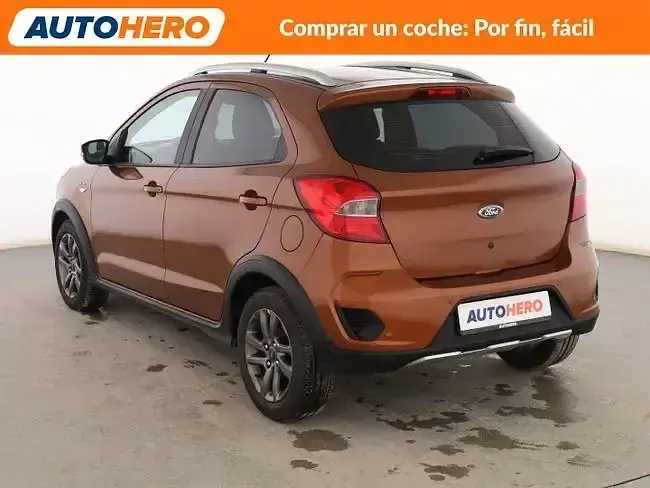 Usado Ford Ka Active 86 CV (63 kW) 2018 Marrón Berlina