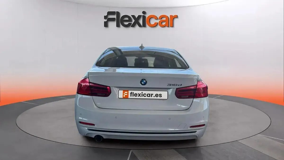 Usado BMW 318 150 CV (110 kW) 2018 Blanco Berlina
