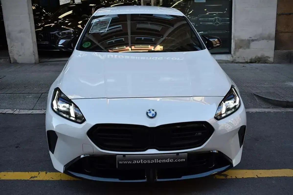 Usado BMW M135 Comfort Edition 300 CV (220 kW) 2024 Blanco Utilitario