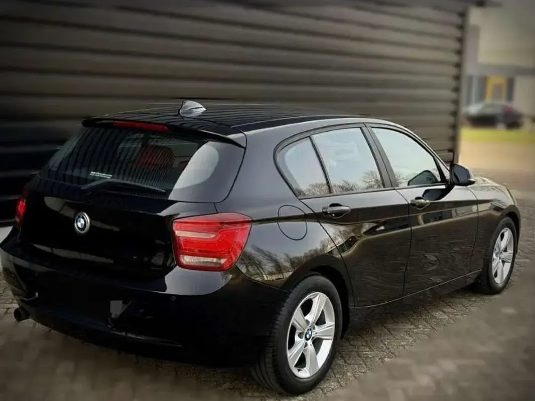 Usado BMW 116 Sport Line 136 CV (100 kW) 2013 Negro Utilitario
