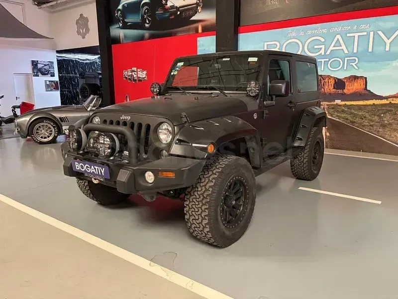Usado Jeep Wrangler Sahara 284 CV (208 kW) 2015 Negro SUV
