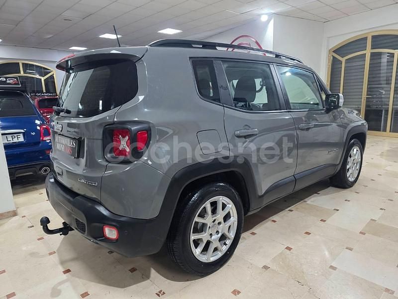 Usado Jeep Renegade Limited 131 CV (96 kW) 2023 Gris / plata SUV