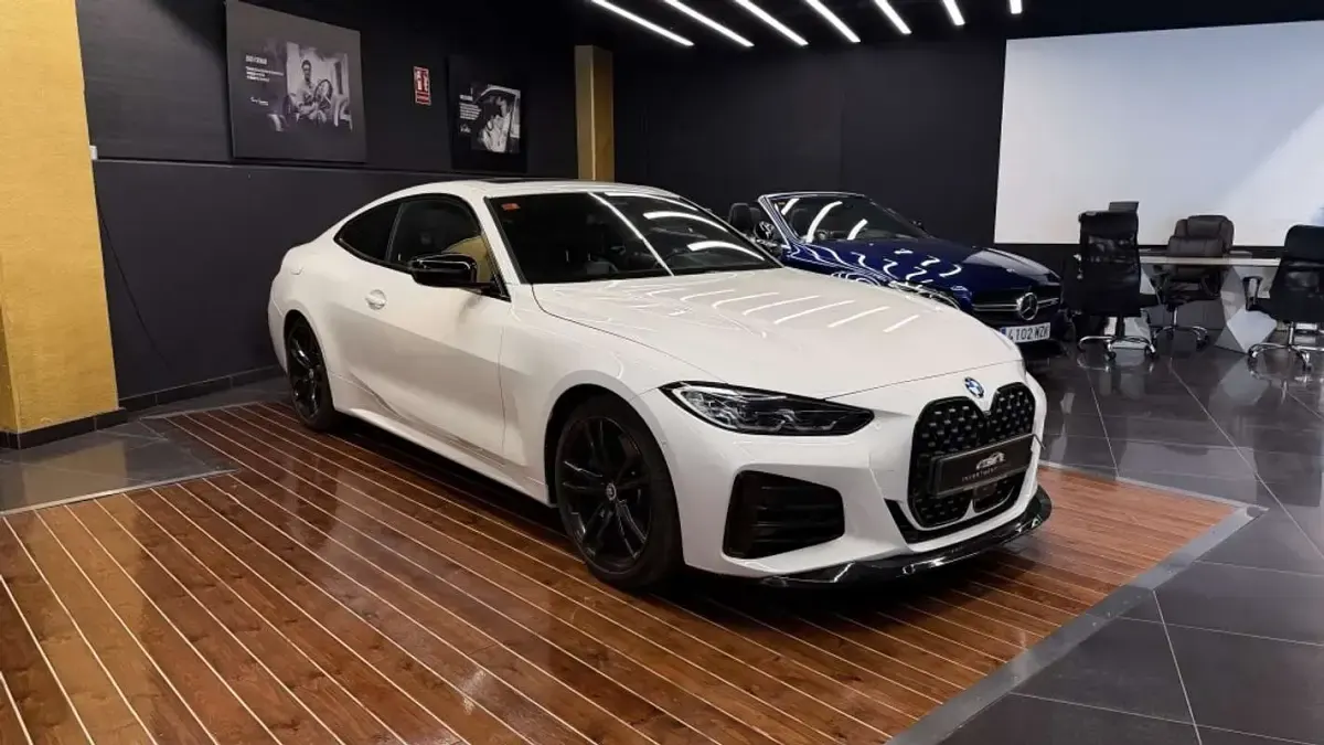 Usado BMW M440 M Sport 374 CV (275 kW) 2021 Blanco Coupe