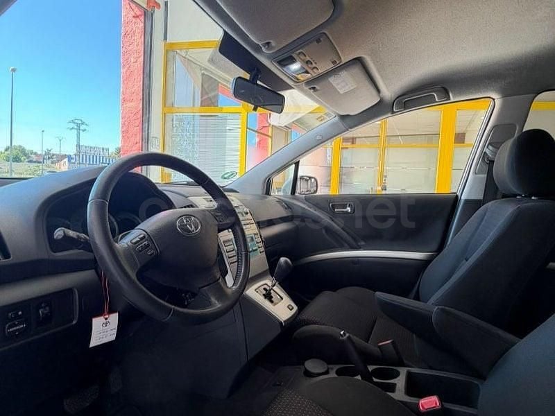 Usado Toyota Corolla Verso Sol 129 CV (94 kW) 2008 Beige Monovolumen