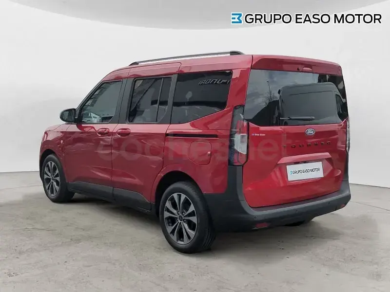 Nieuw Ford Tourneo Courier Titanium 125 PK (91 kW) 2025 Rood MPV