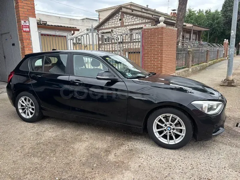 Usado BMW 116 116 HP (85 kW) 2014 Preto Citadino
