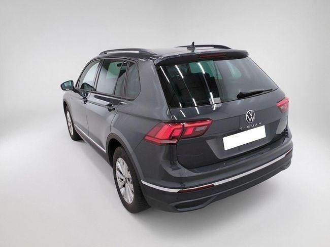 Usado VW Tiguan Business 245 CV (180 kW) 2022 Gris SUV