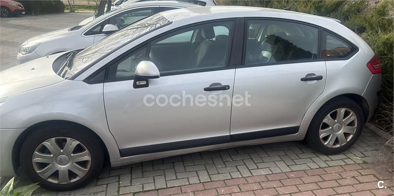 Usado Citroën C4 120 CV (88 kW) 2008 Gris / plata Berlina