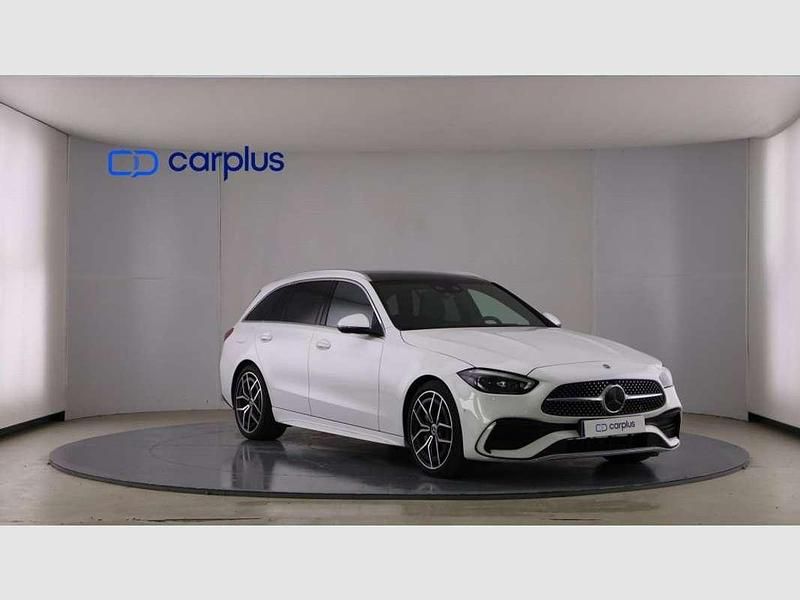 Usado Mercedes C300 258 CV (189 kW) 2024 Manufaktur blanco opalita bright Familiar
