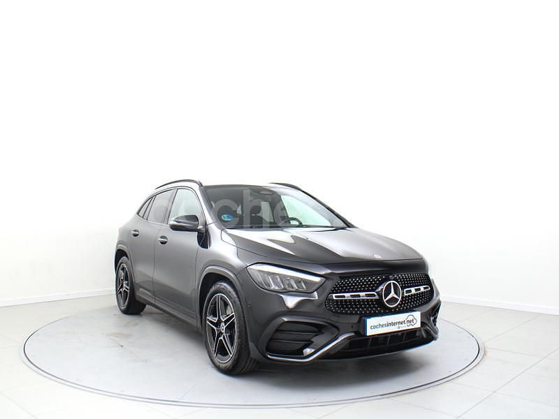 Negro Usado 2025 Mercedes GLA200 SUV | 44.500 € (Precio justo) - Imagen 1/4