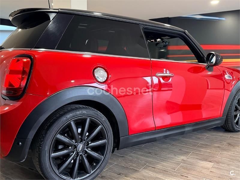 Usado Mini Cooper SD 170 CV (125 kW) 2018 Rojo Utilitario