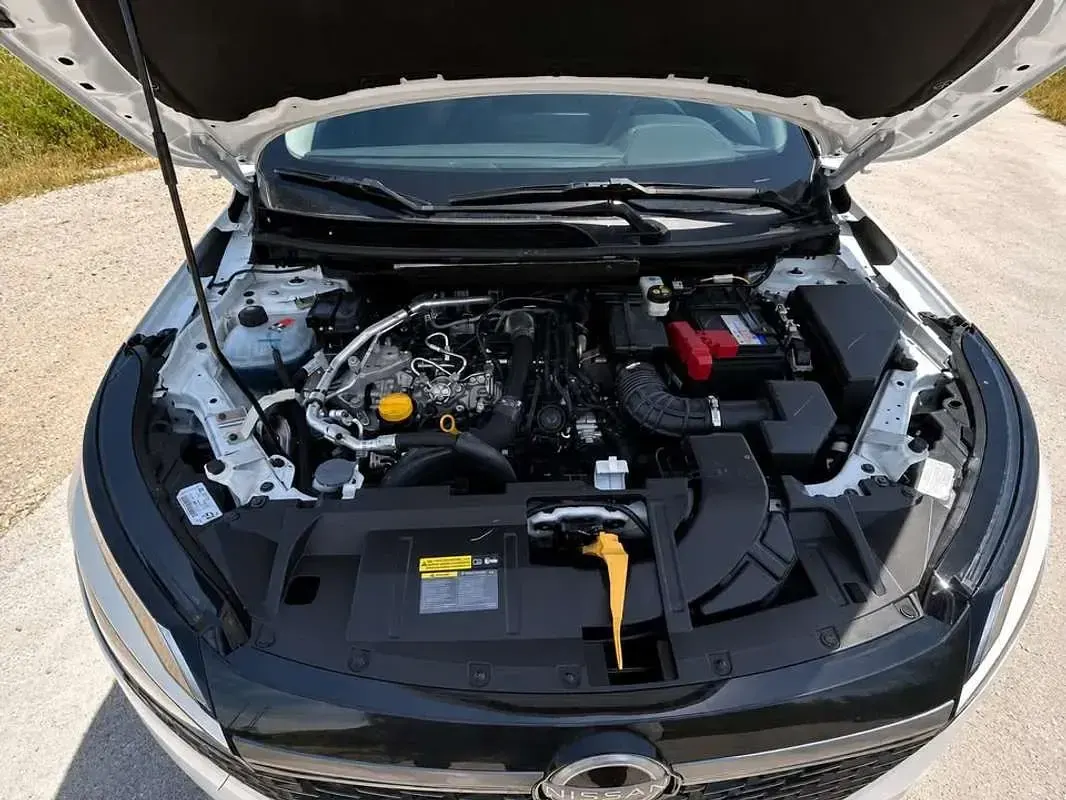 Usado Nissan Qashqai N-Connecta 158 CV (116 kW) 2025 Blanco SUV