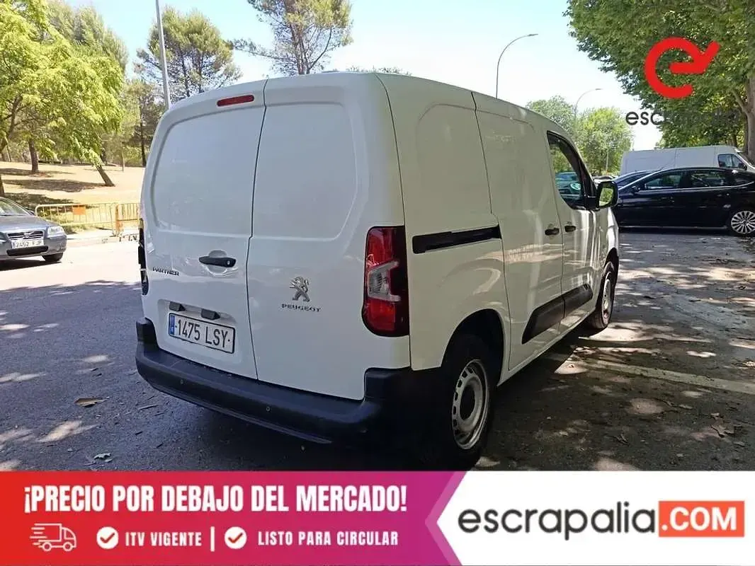 Usado Peugeot Partner Premium 98 CV (72 kW) 2021 Blanco Monovolumen