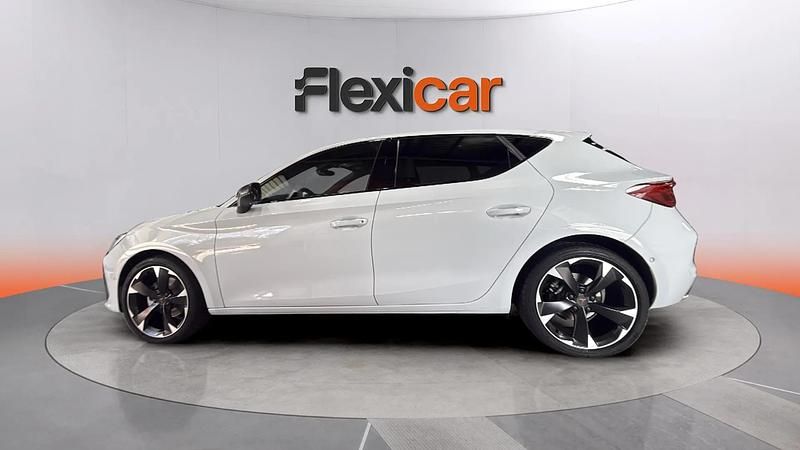 Usado Cupra Leon 150 HP (110 kW) 2023 Branco Sedan