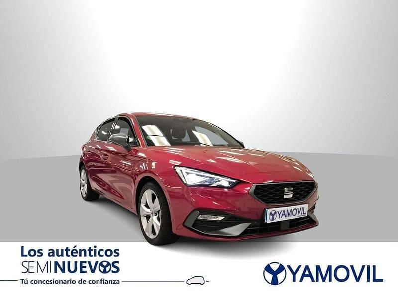 Usado Seat Leon FR 150 CV (110 kW) 2024 Rojo Berlina