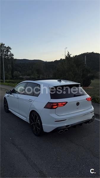 Usado VW Golf VIII R 320 CV (235 kW) 2024 Blanco Berlina