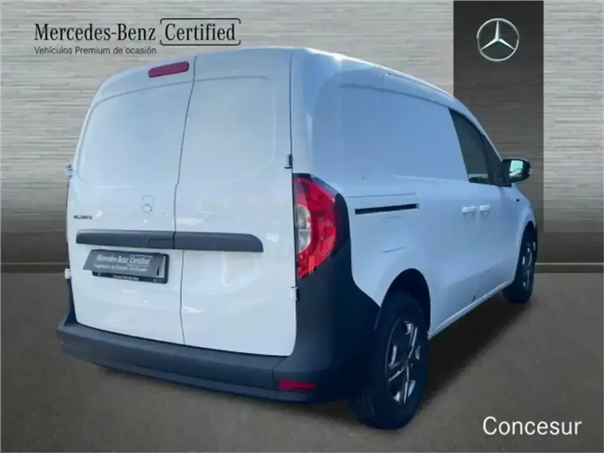 Brugt Mercedes eCitan 89 kW (122 HK) 2023 Hvid Sedan