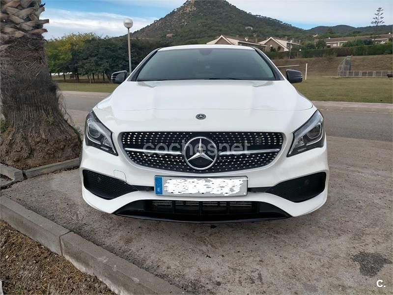 Usado Mercedes CLA200 Shooting Brake 136 CV (100 kW) 2019 Blanco Familiar