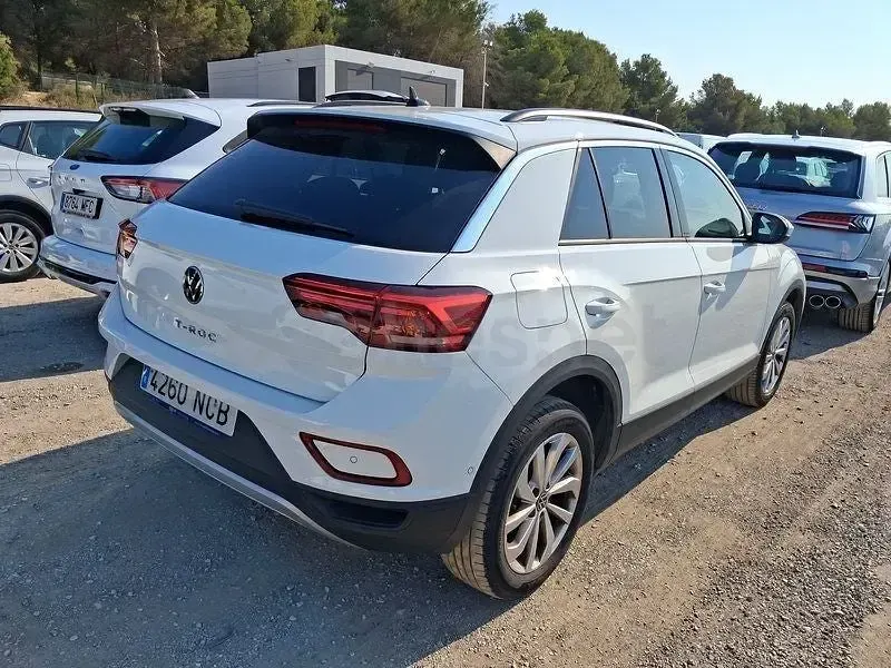 Usado VW T-Roc 150 CV (110 kW) 2025 Blanco SUV