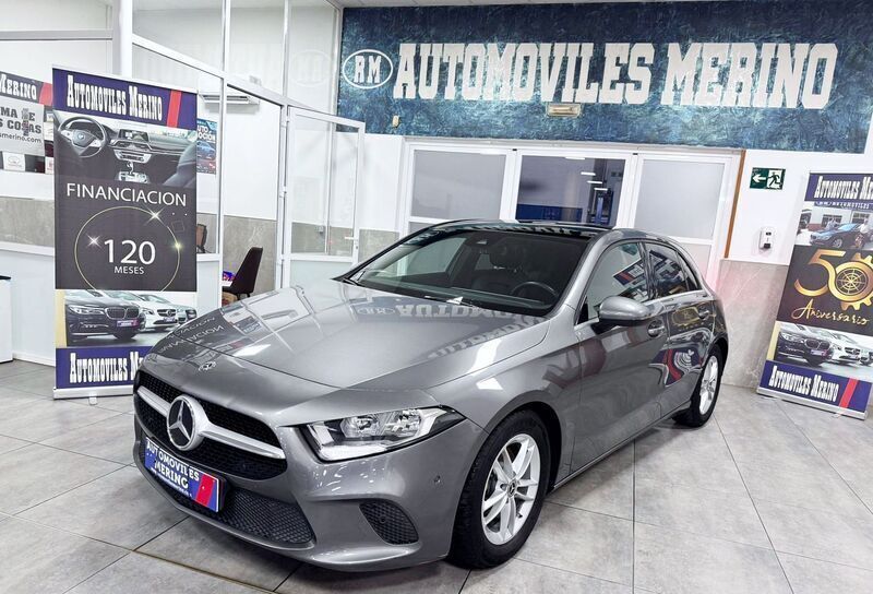 Gris Usado 2018 Mercedes A180 | 25.900 € (Caro) - Imagen 1/3