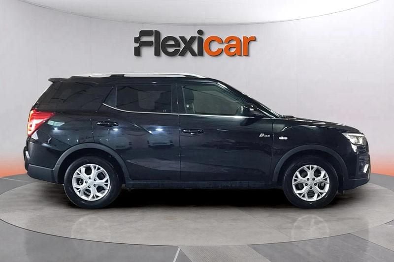 Usado Ssangyong (KGM) Tivoli 163 CV (119 kW) 2023 Negro SUV