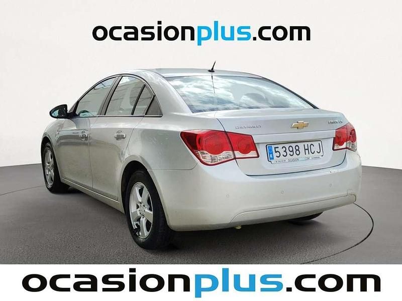 Usado Chevrolet Cruze LS 113 CV (83 kW) 2011 Gris Utilitario