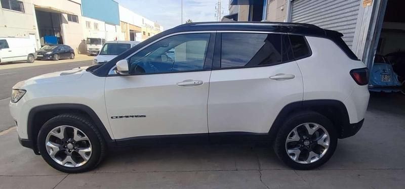 Usado Jeep Compass Limited 140 CV (102 kW) 2018 Blanco SUV