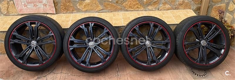 Usado VW Golf VII GTI 230 CV (169 kW) 2018 Negro Berlina